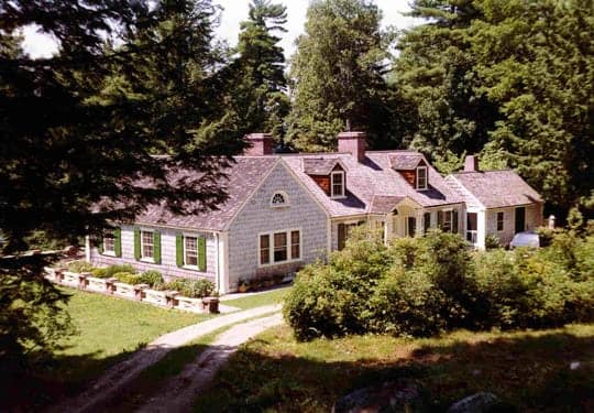 Very expensive Maple Bluff home