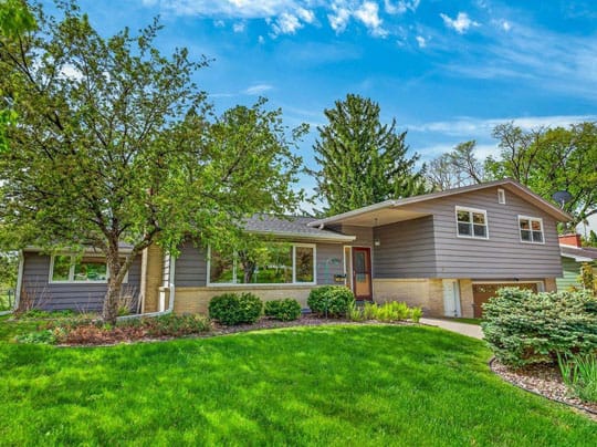 Hill Farms 540 x 404 Sprawling ranch homes like this are typical of Hill Farms in Madison WI