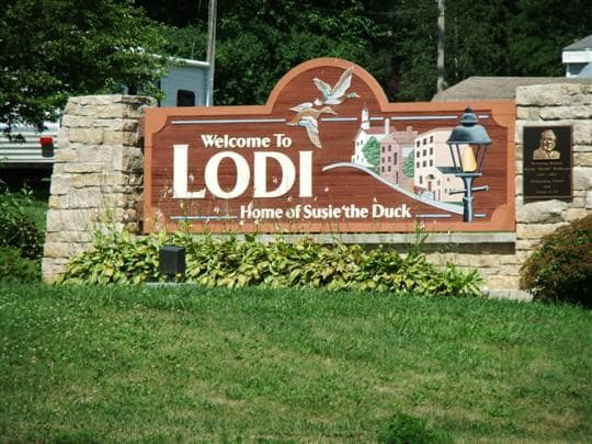 Cross Plains Welcome Sign