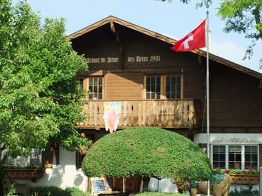 Maple Leaf Ice Cream Shop