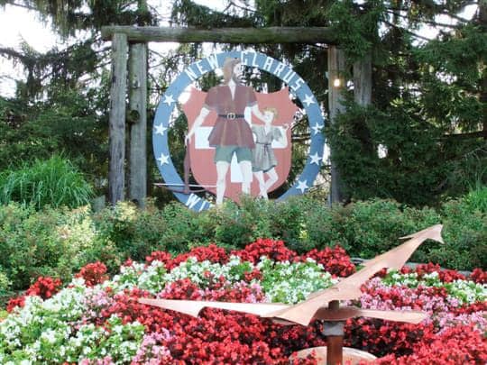 New Glarus city sign